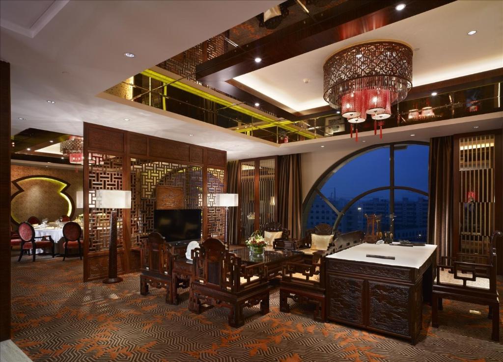 Sovereign Hotel จ้านเจียง ภายนอก รูปภาพ