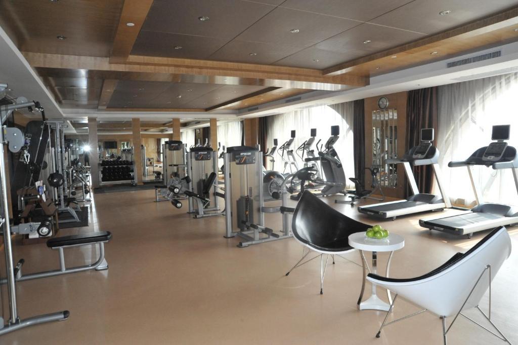 Sovereign Hotel จ้านเจียง ภายนอก รูปภาพ