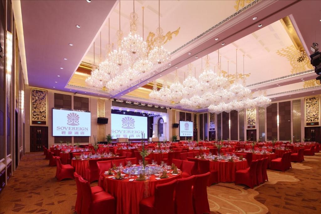 Sovereign Hotel จ้านเจียง ภายนอก รูปภาพ
