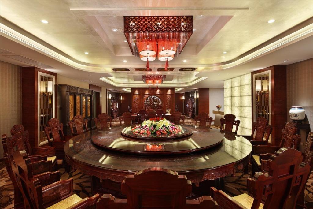 Sovereign Hotel จ้านเจียง ภายนอก รูปภาพ